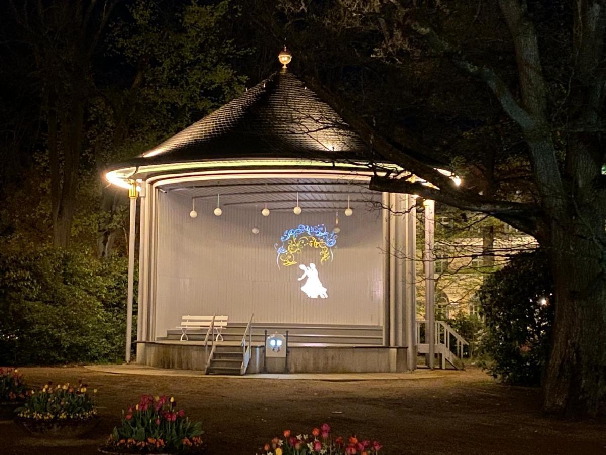 Fewo Roland Ranft Direkt Am Kurpark Barrierearm 60Qm Бад-Эльстер Экстерьер фото